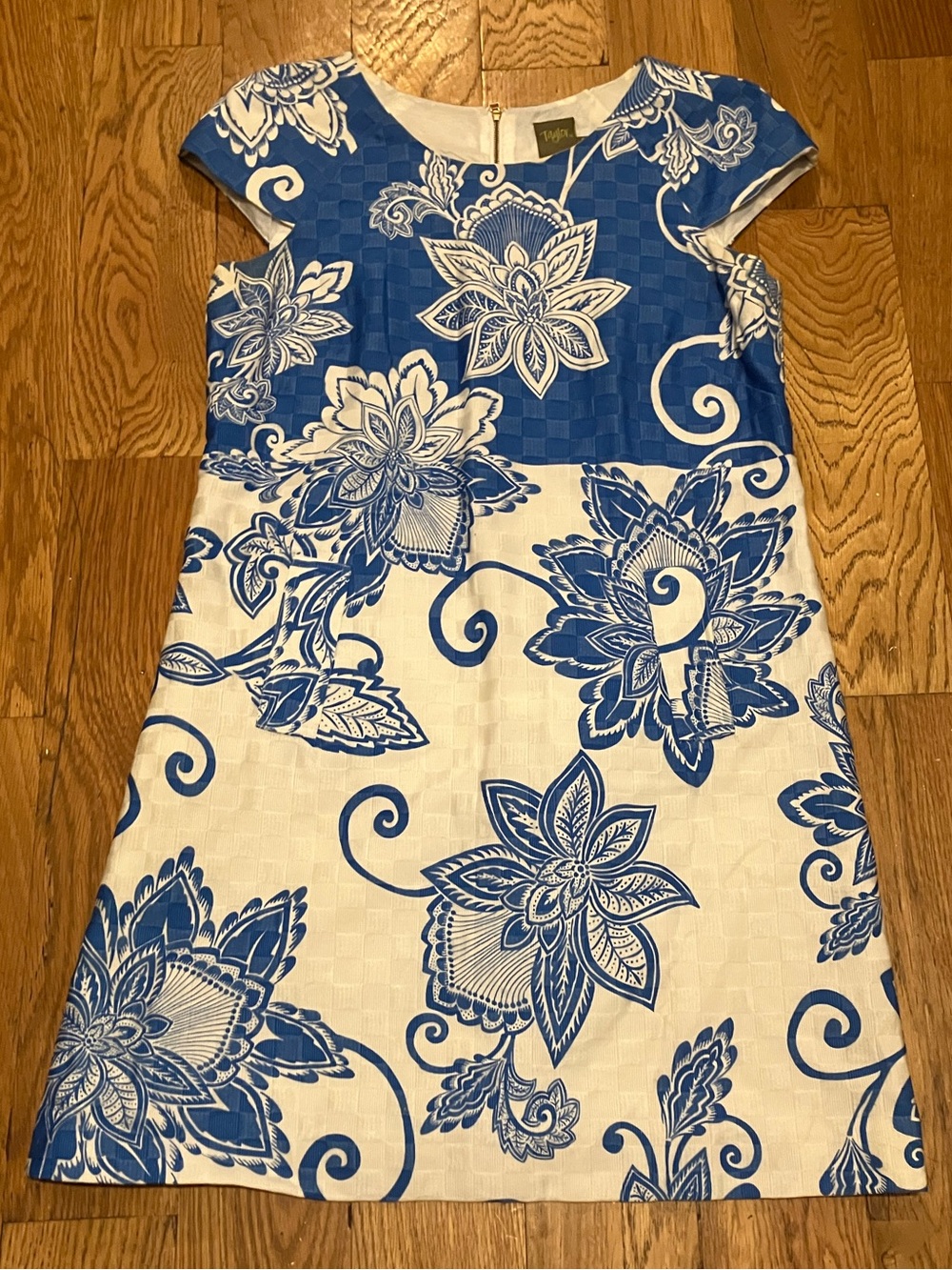 Taylor Dress Size 8 Blue White Floral Check Texture Sleeveless RN67473 Used